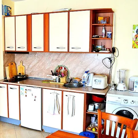 Amadeus 3 One-bedroom Eh Apartament *